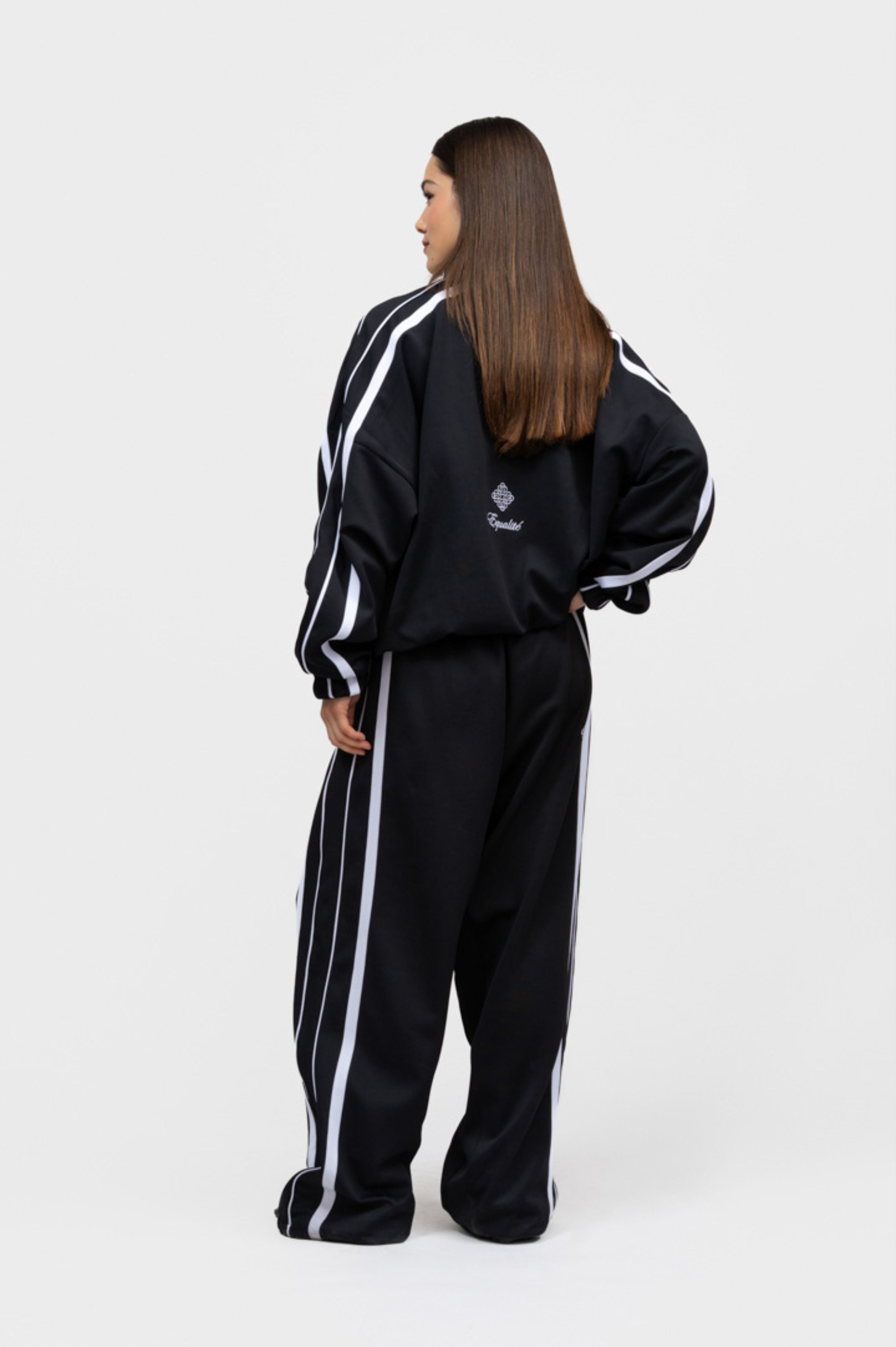 TRACKSUIT BLACK
