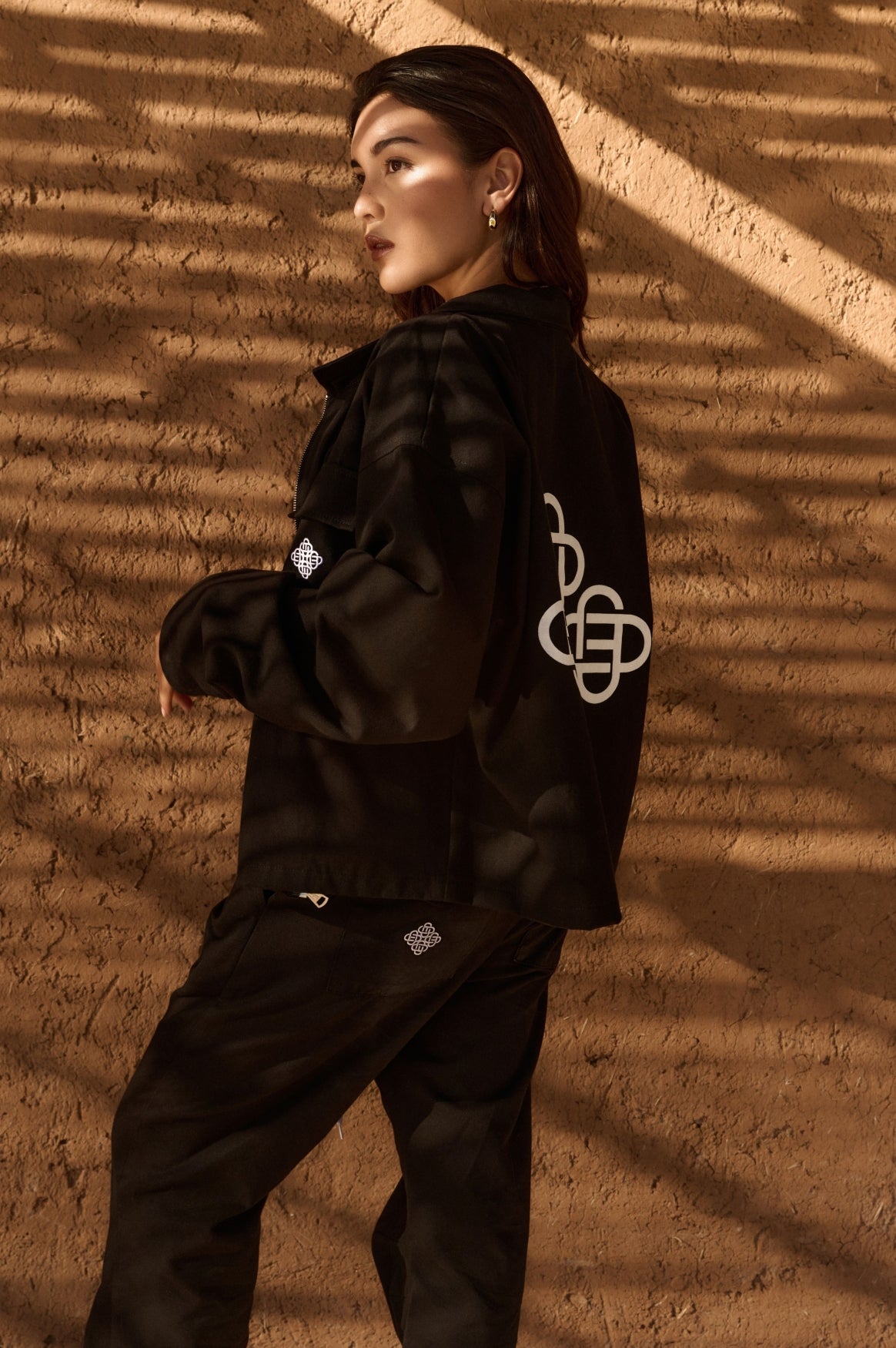 SYMBOL BOXY JACKET | BLACK