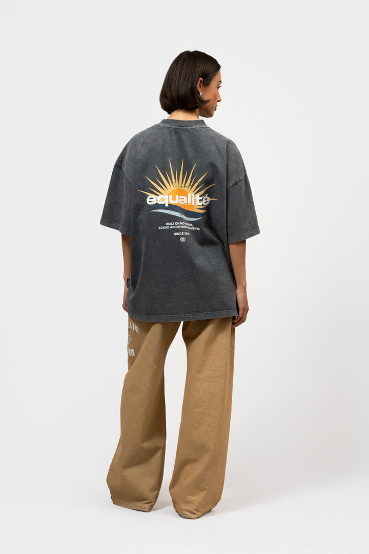 GOLDEN HOUR BOXY TEE | WASHED GREY