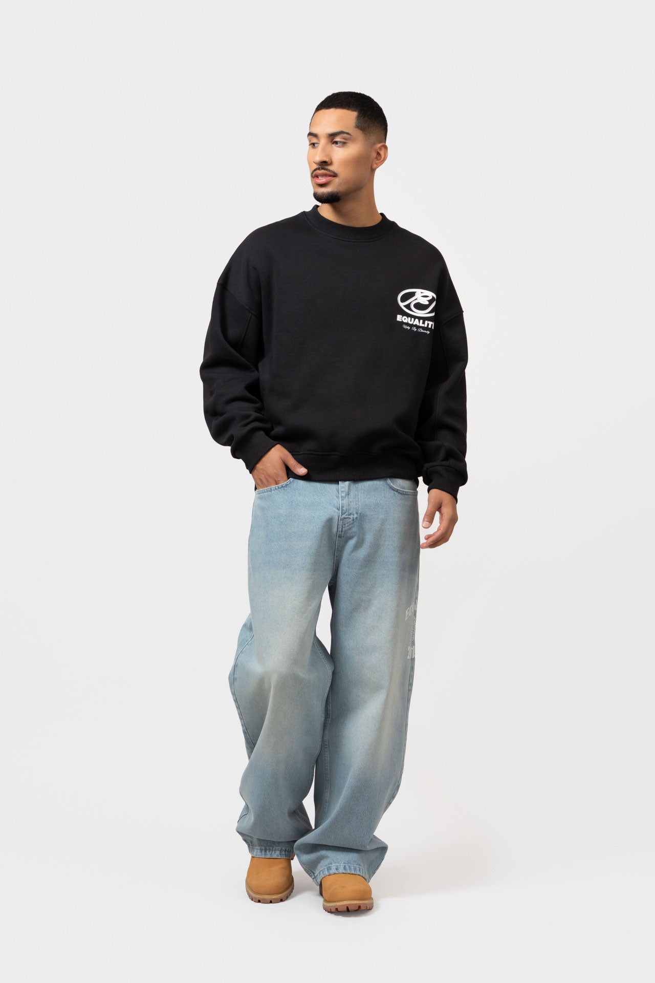 ARID SWEATER | BLACK