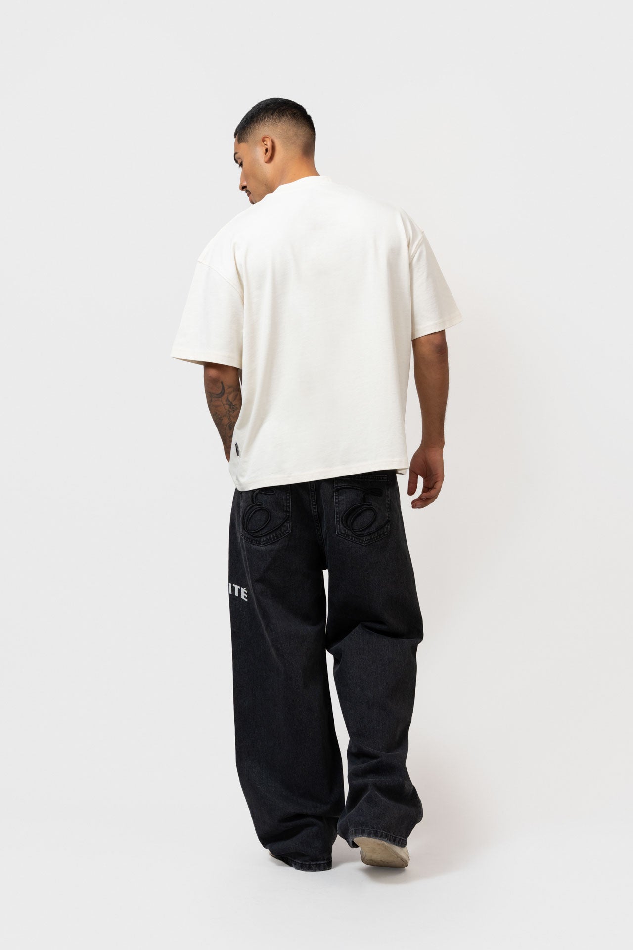 JULES BOXY TEE | OFF-WHITE