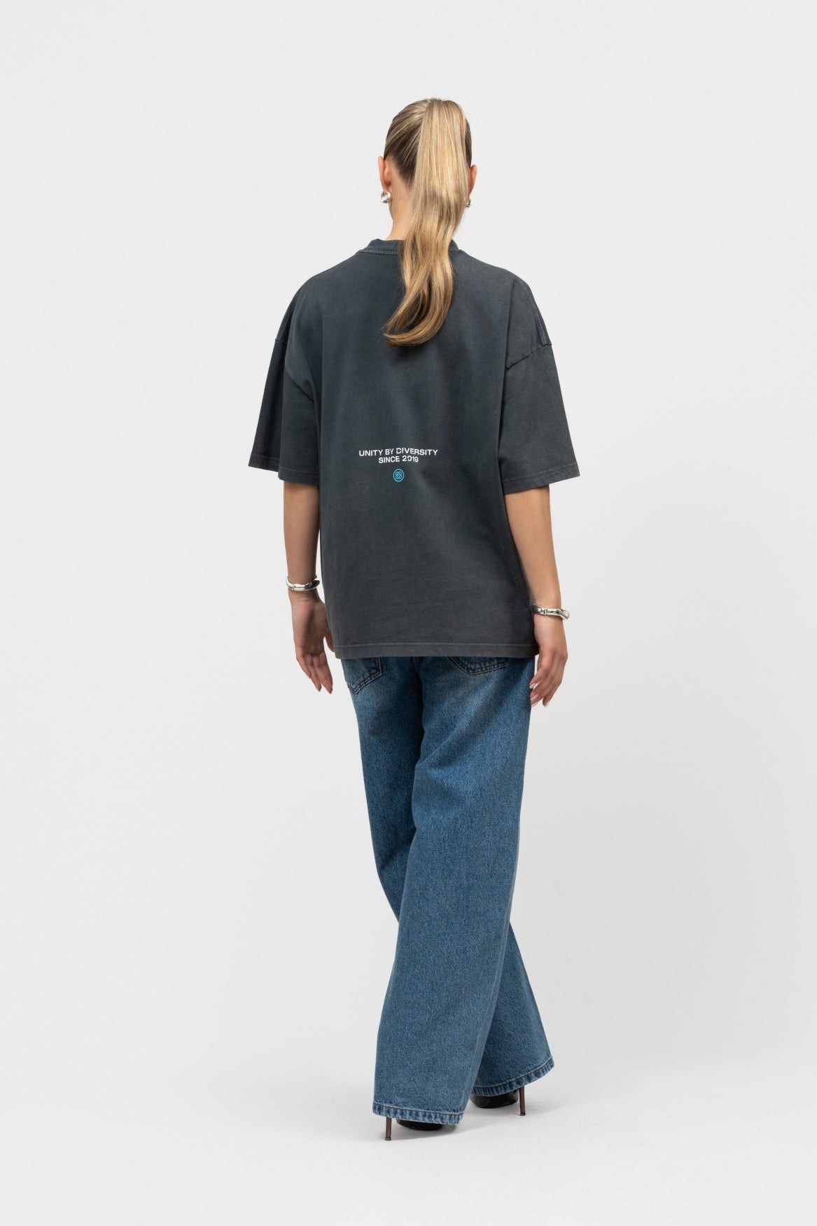ELAN BOXY FIT TEE | WASHED GREY