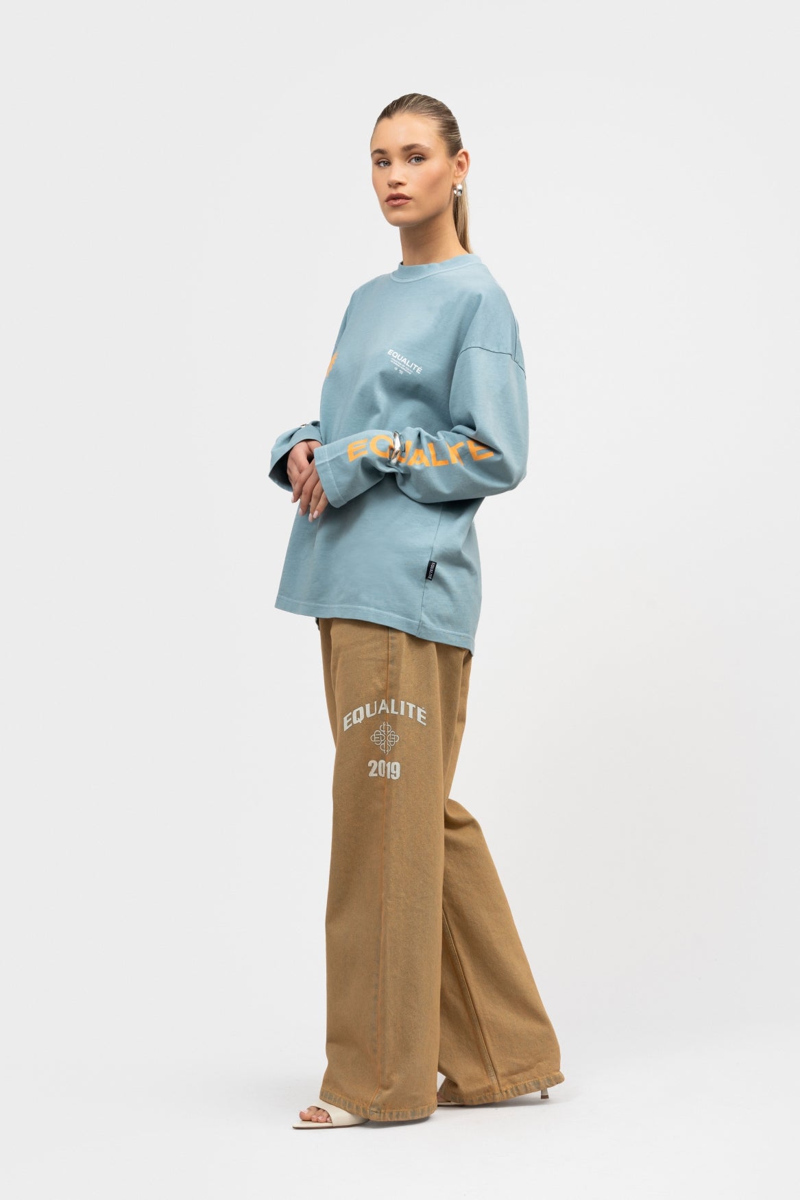 SUNNY OVERSIZED LONGSLEEVE TEE | WASHED LIGHT BLUE