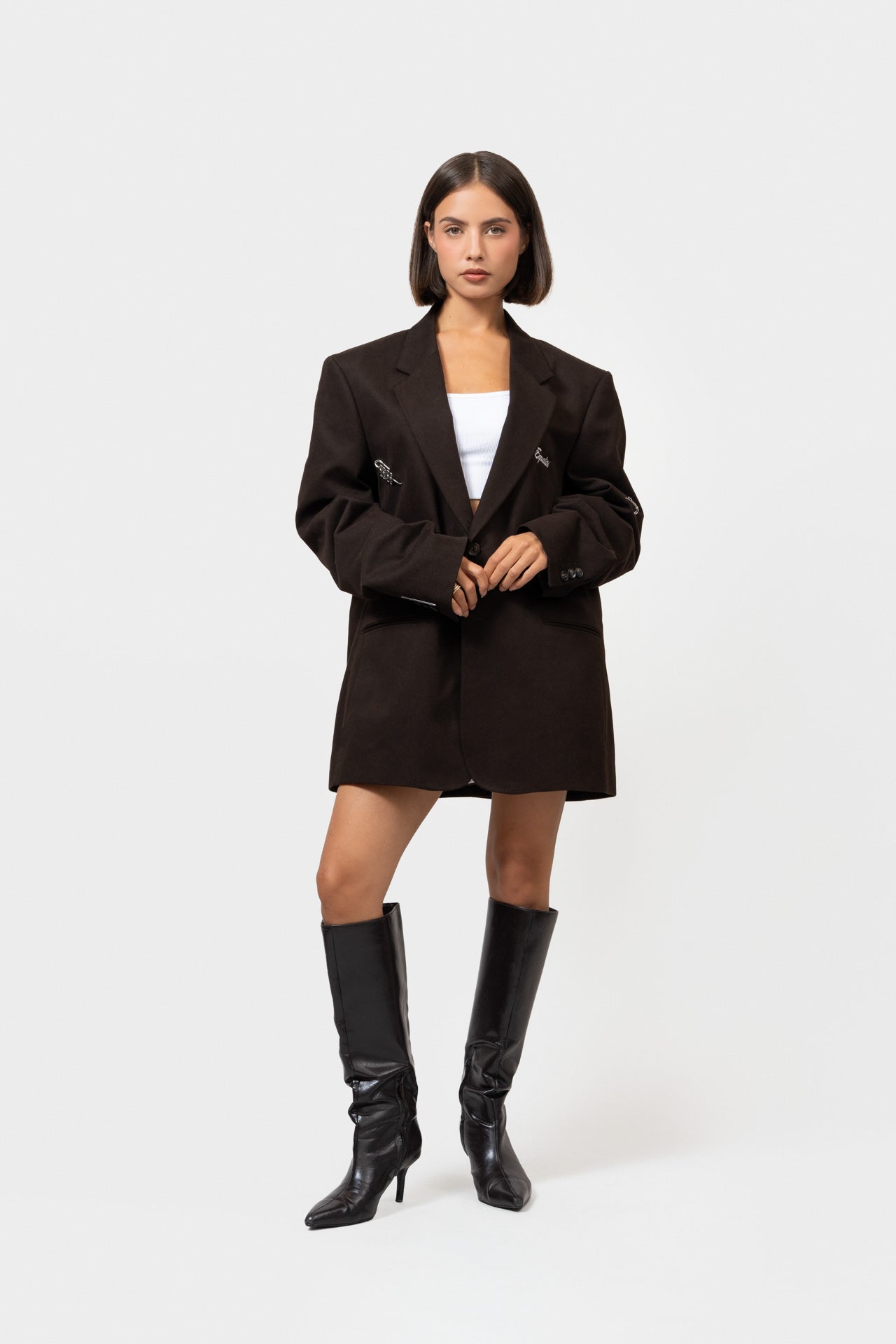 BROOCHED OVERSIZED BLAZER | BROWN