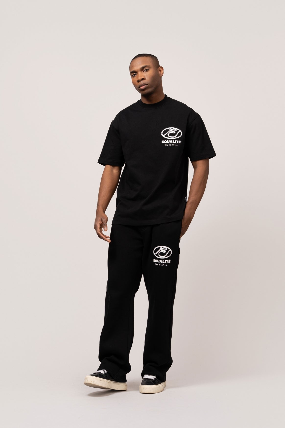 Arid Oversized Tee | Black
