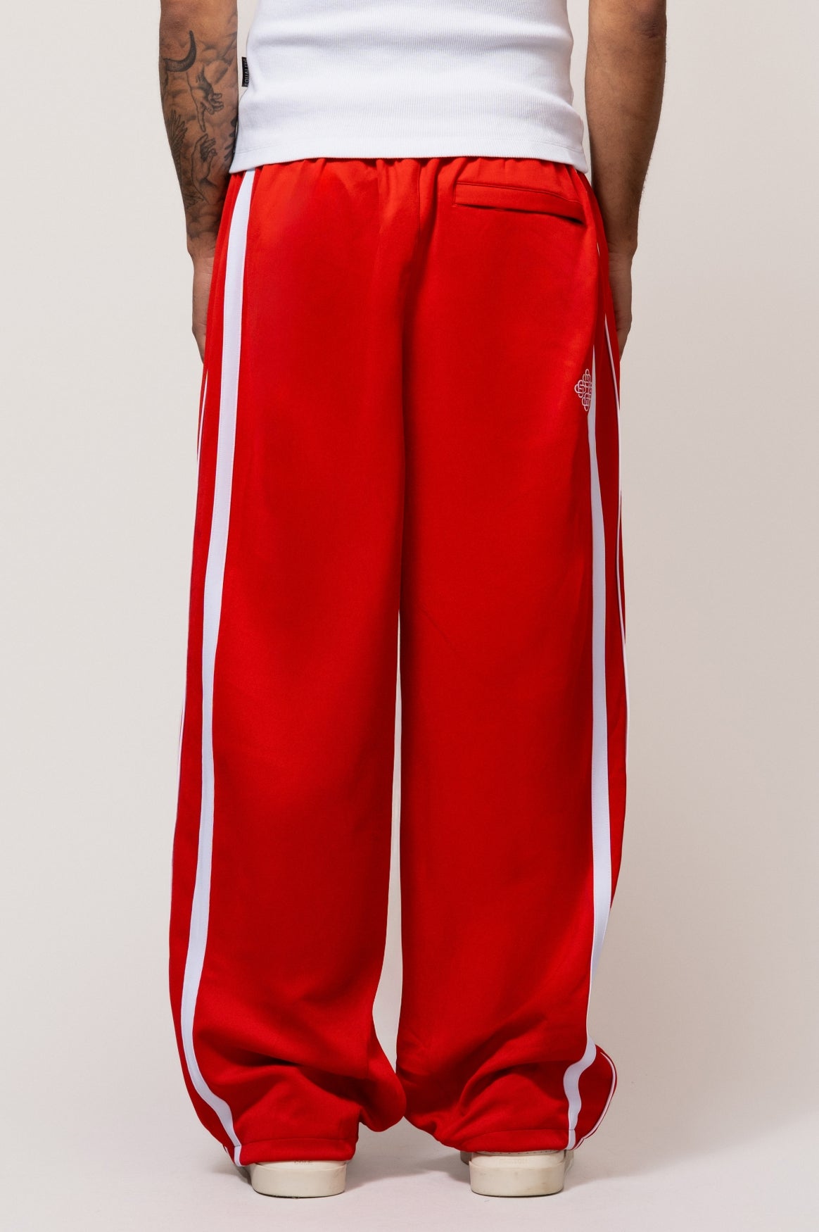 TRACK PANTS | RED