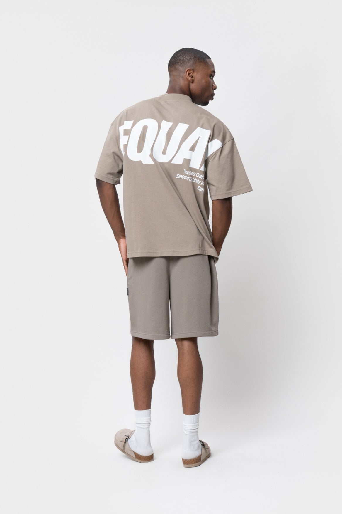 ELIA BOXY TEE | TAUPE