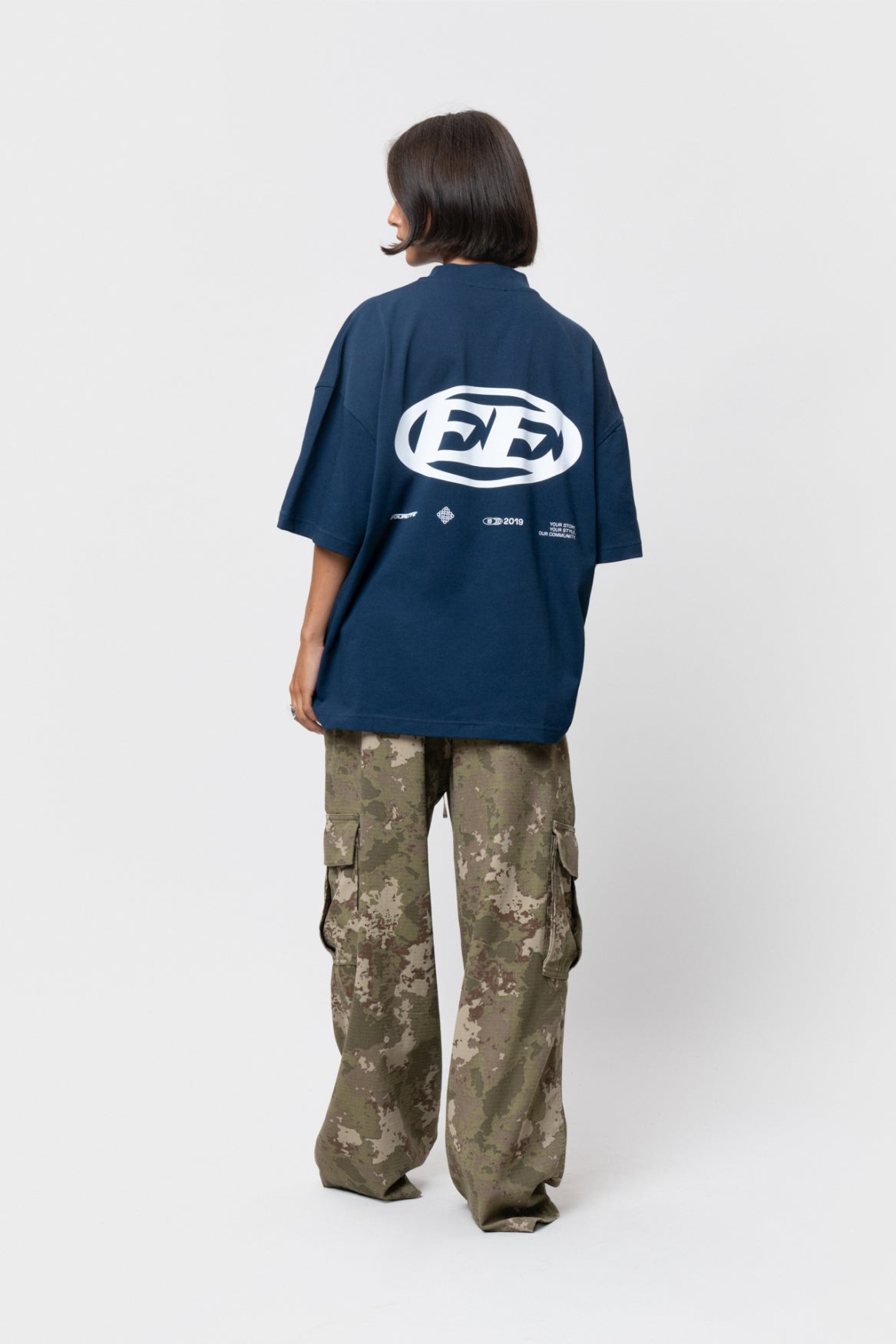 ARENA BOXY TEE | NAVY