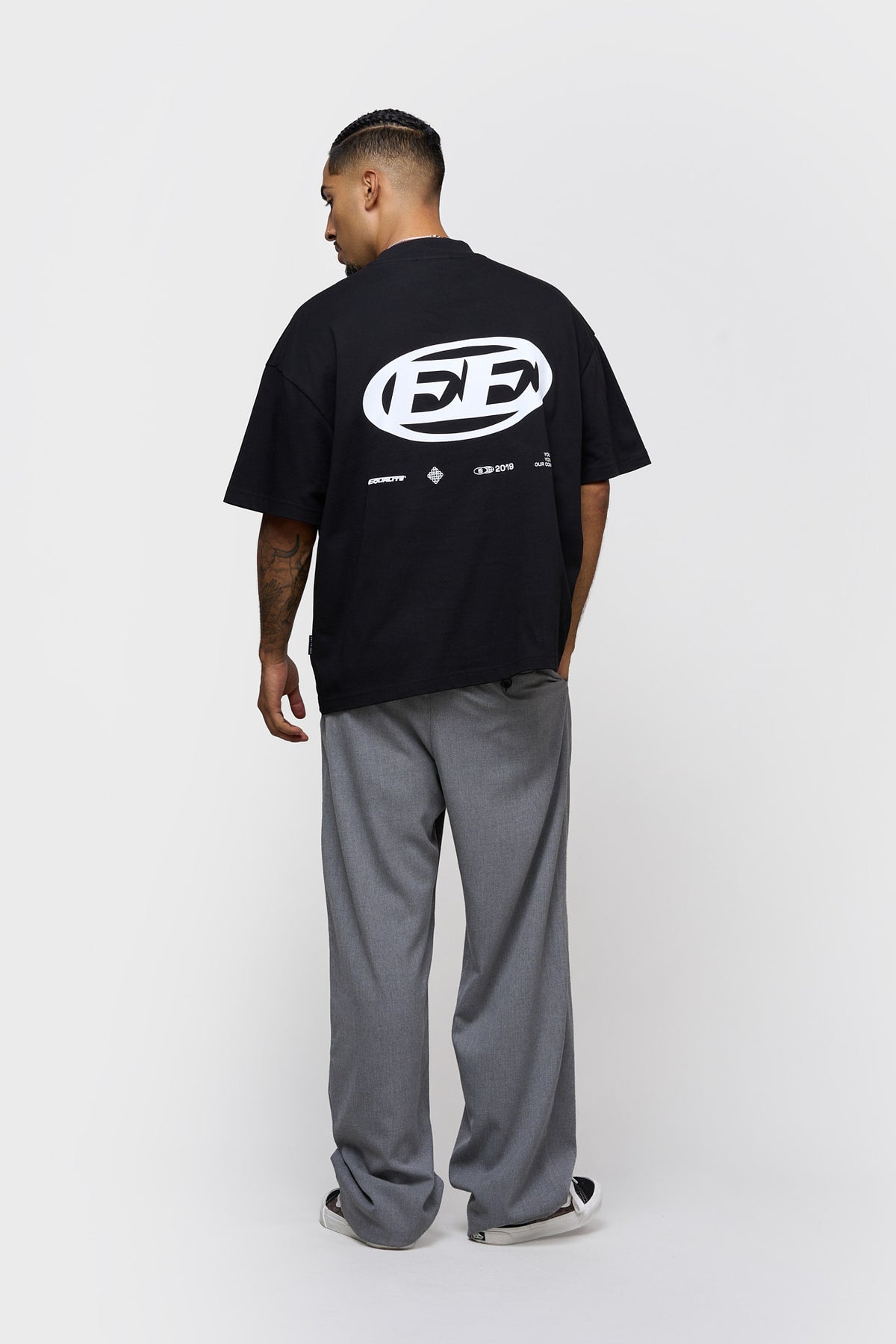 ARENA BOXY TEE | BLACK