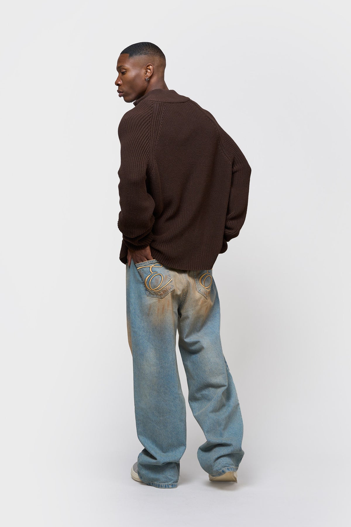 FUNNEL KNIT SWEATER | BROWN