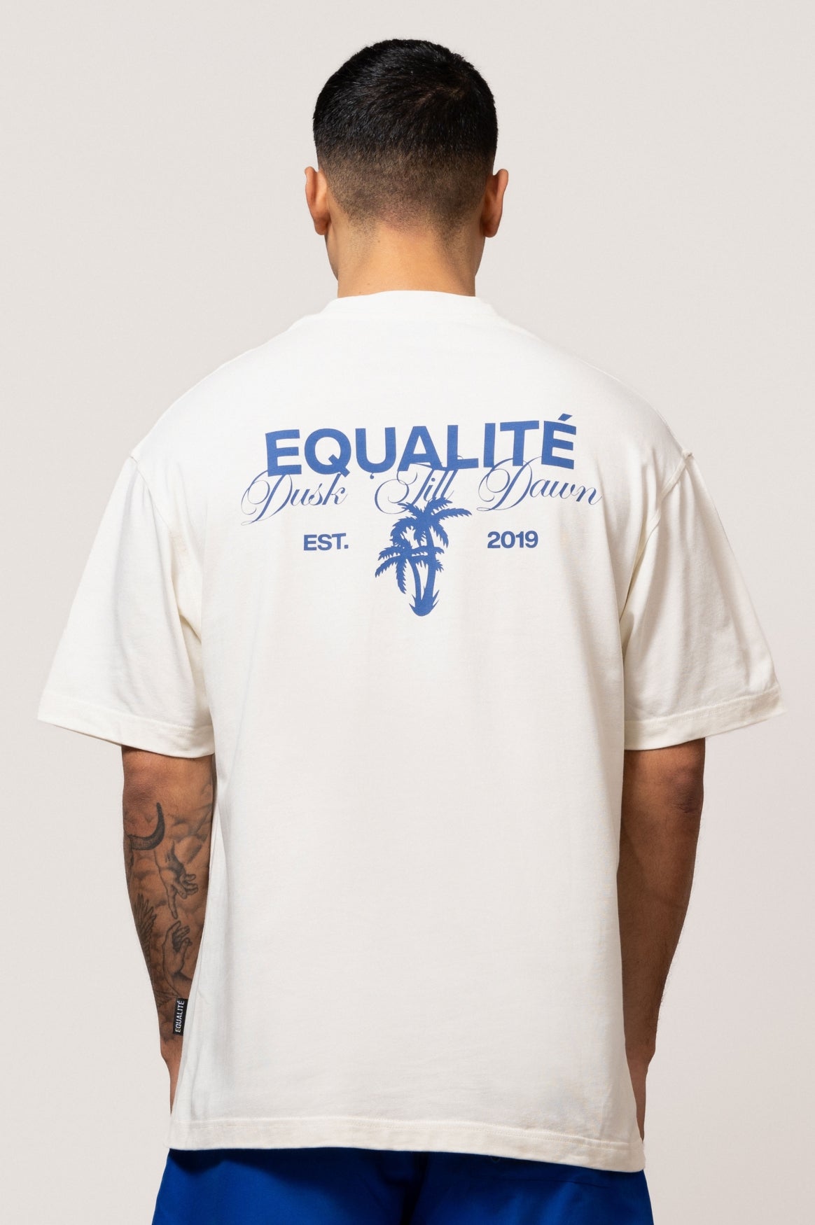 LEVANA OVERSIZED TEE | OFF-WHITE & BLUE