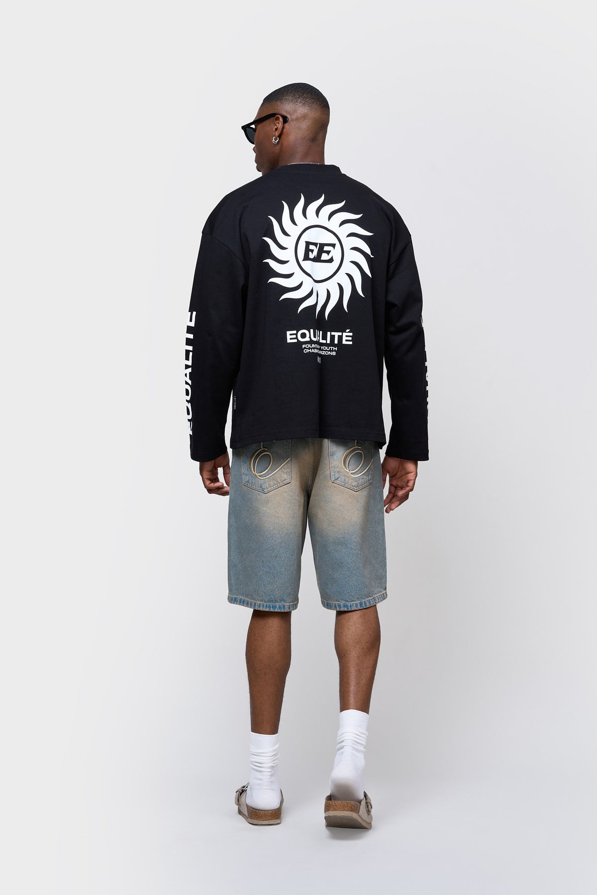 SUNNY LONGSLEEVE TEE | BLACK & WHITE