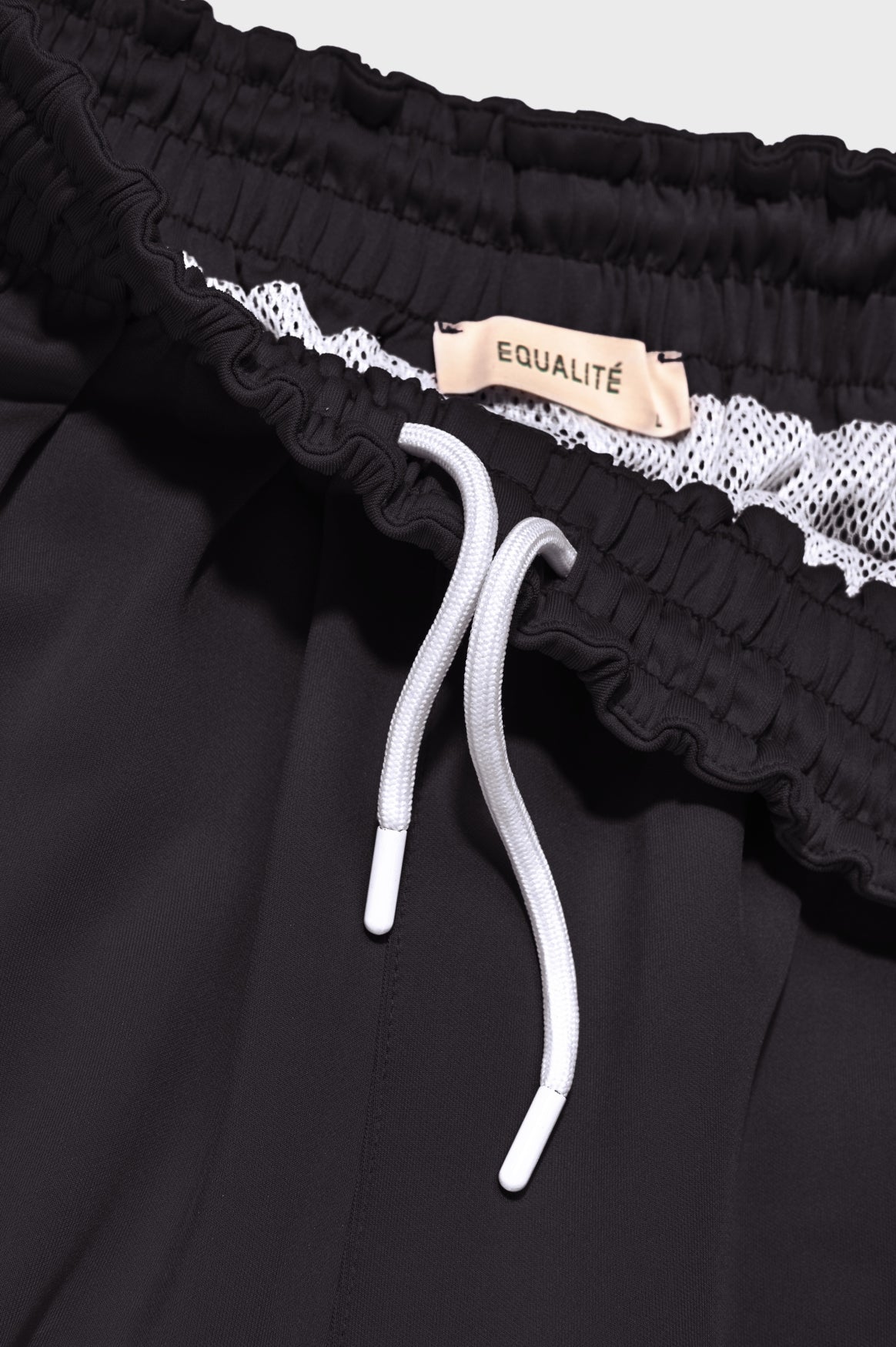 <tc>TRACK PANTS | BLACK
</tc>
