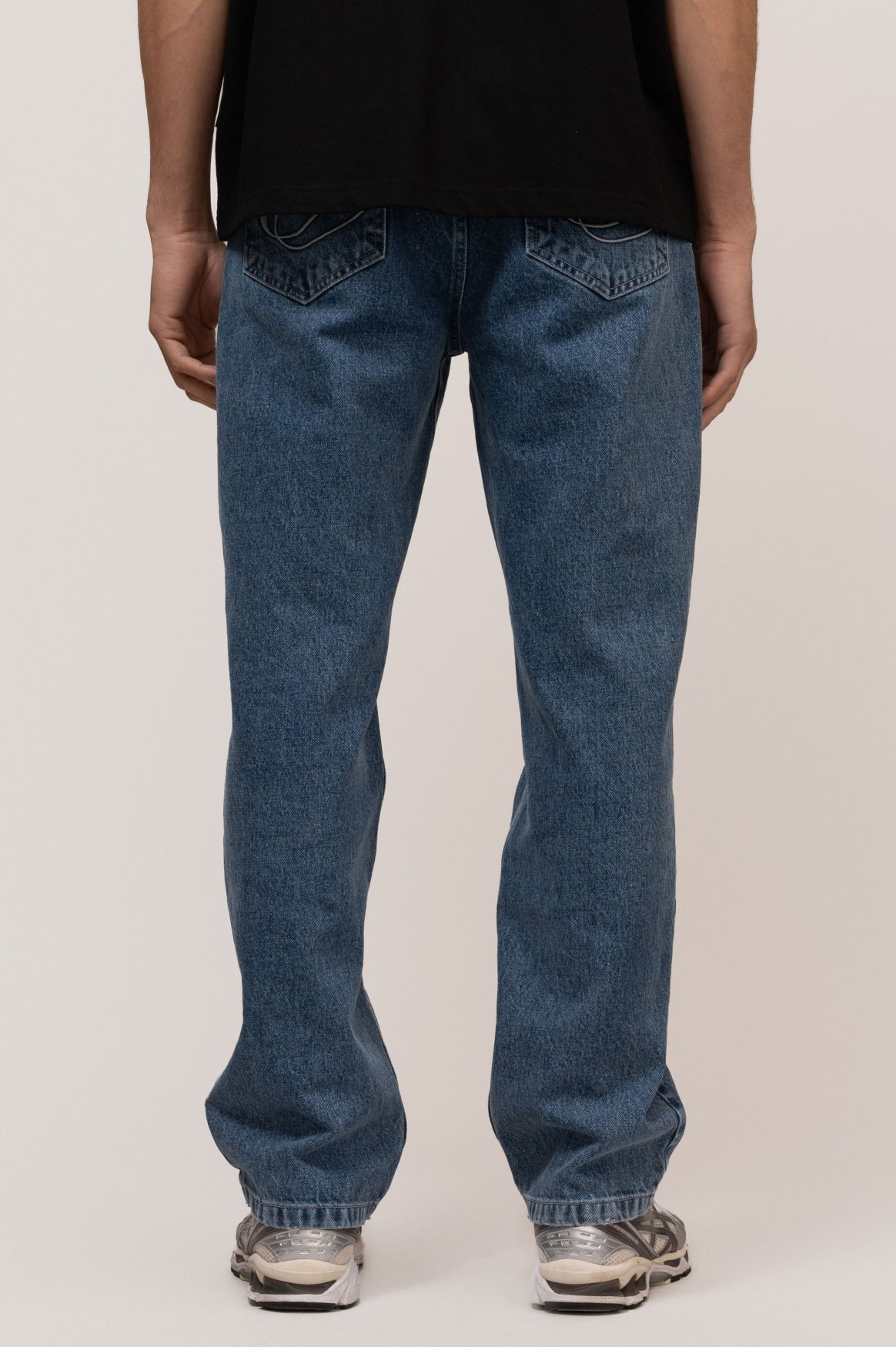 NOMAD STRAIGHT FIT JEANS | BLUE