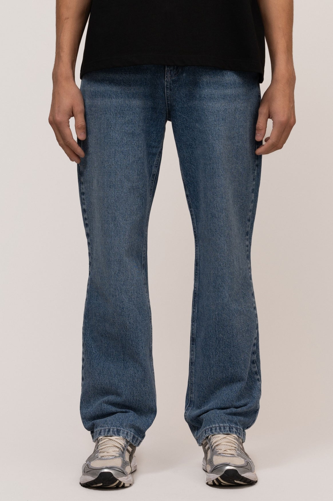 NOMAD STRAIGHT FIT JEANS | BLUE