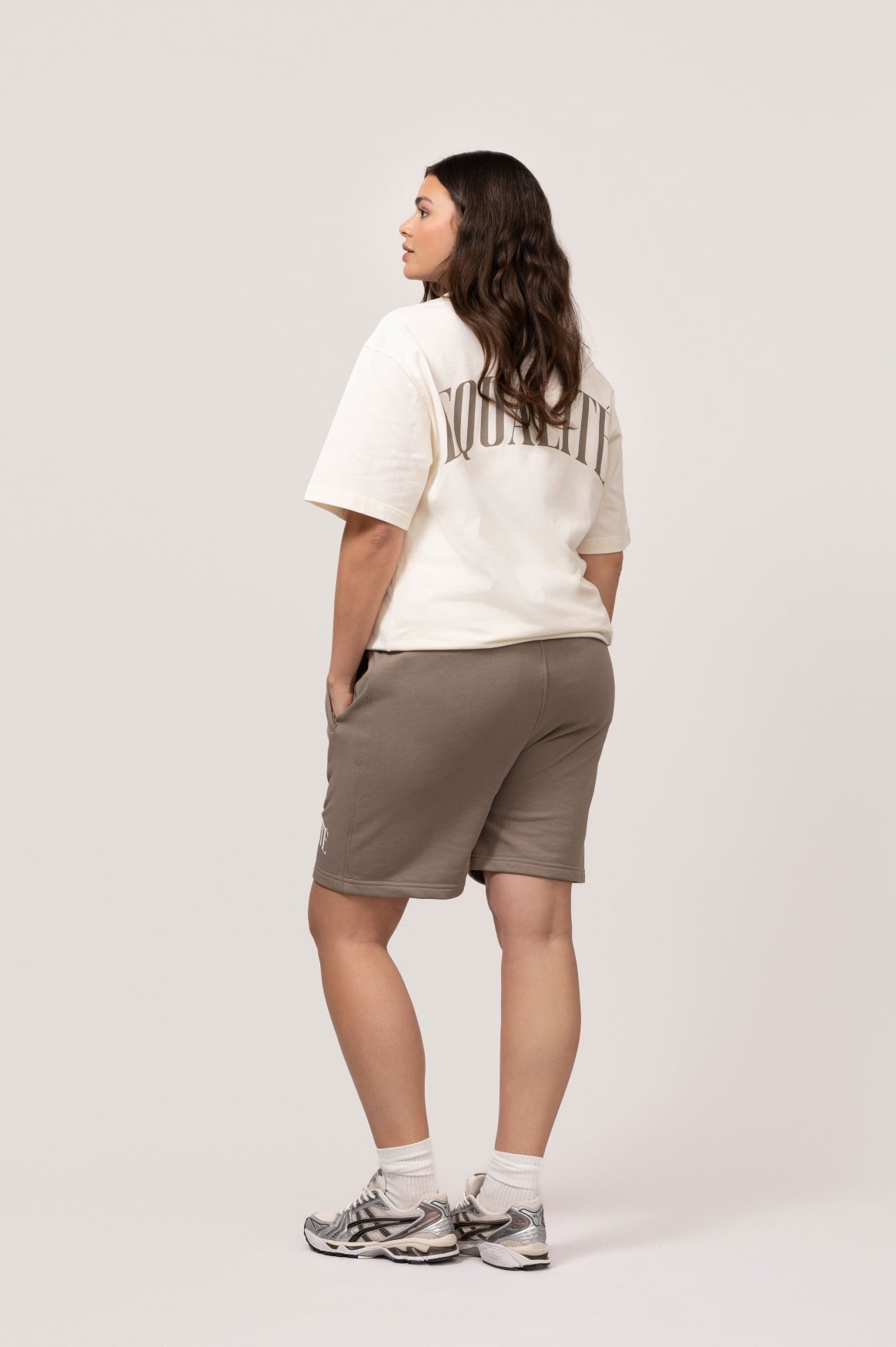 OLIVER OVERSIZED TEE | OFF-WHITE & TAUPE