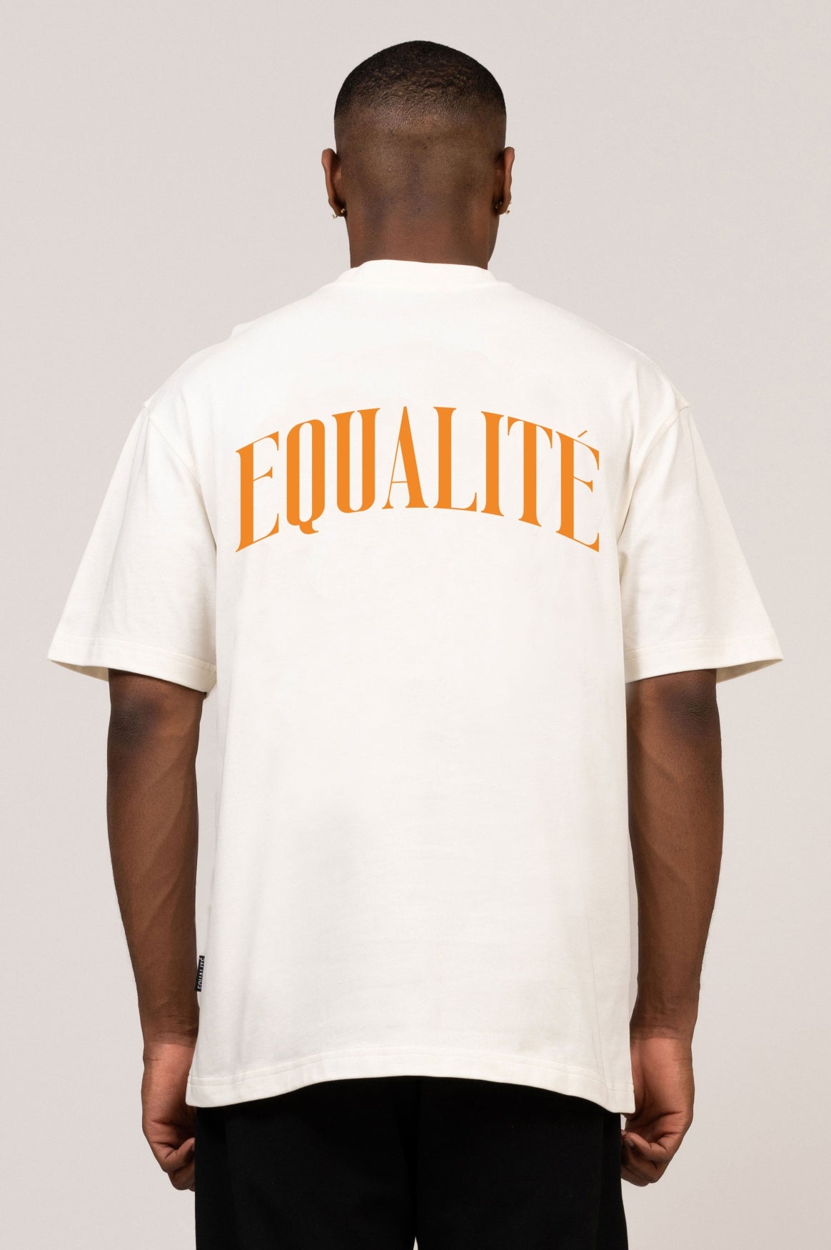 <tc>OLIVER OVERSIZED TEE | OFF-WHITE & ORANGE


</tc>