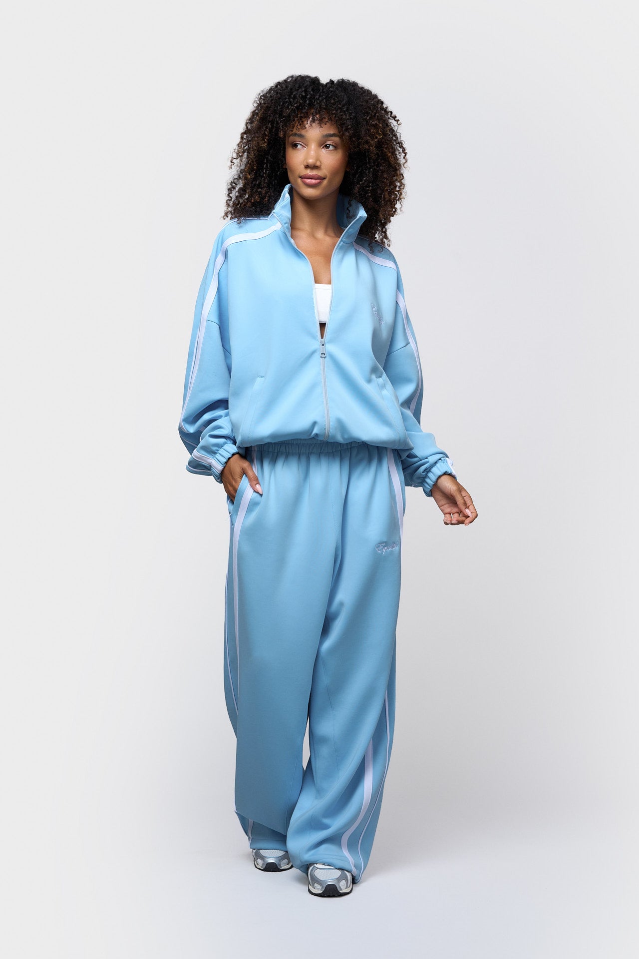 ecom_woman